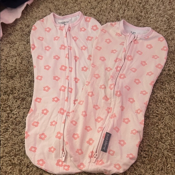 Love to dream Other - Baby girl Swaddle me 2 pieces! Newborn/ 0-2months sleep sacks